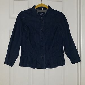 Ann Taylor Loft denim pleated cropped  jacket Sz 6